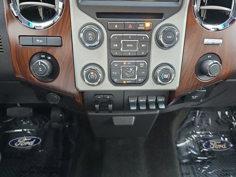 Used 2015 Ford F250 Lariat w/ Camper Package image 17