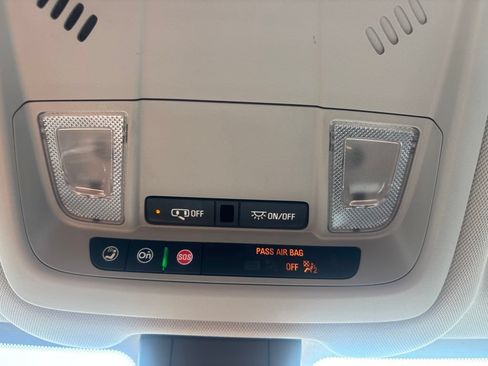 Used 2020 GMC Terrain SLE w/ Driver Convenience Package FWD image 27