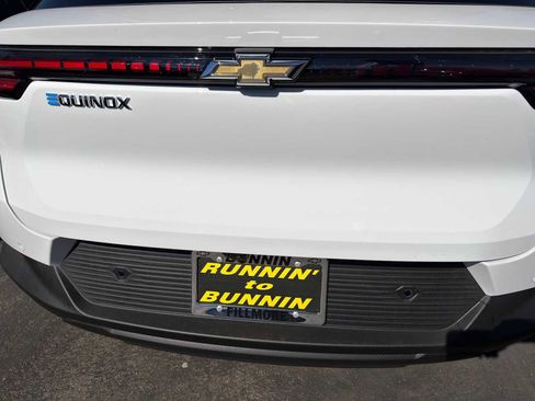 New 2026 Chevrolet Equinox EV LT image 41