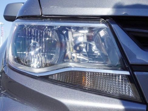 Used 2022 Chevrolet Colorado LT w/ Safety Package image 6