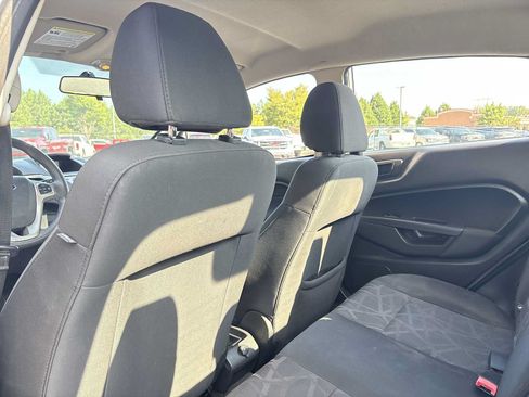 Used 2013 Ford Fiesta SE FWD image 16
