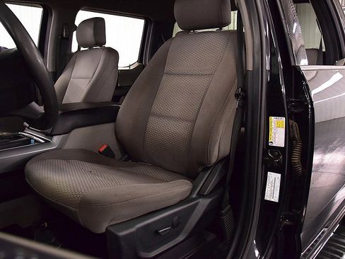 Used 2021 Ford F250 XLT w/ XLT Value Package image 27