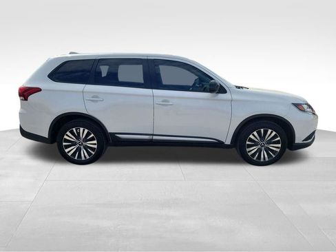 Used 2020 Mitsubishi Outlander ES image 8