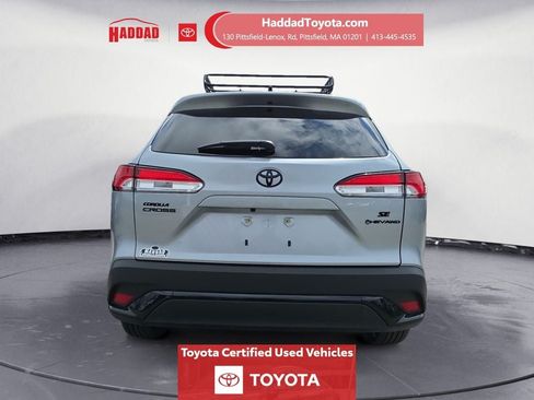 Certified 2025 Toyota Corolla Cross AWD Hybrid w/ Moonroof Package image 4