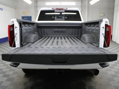 Used 2025 GMC Sierra 2500 Denali image 43