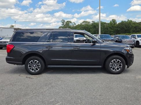 Used 2024 Ford Expedition Max XLT RWD image 12
