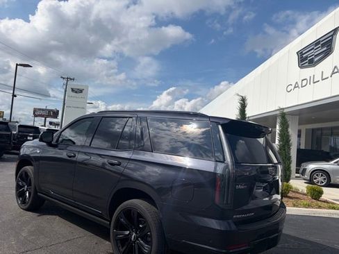 Certified 2025 Cadillac Escalade Sport Platinum AWD/4WD image 7