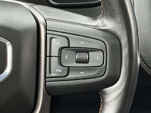 Used 2022 GMC Yukon AT4 w/ AT4 Premium Plus Package AWD/4WD image 18