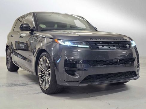 Certified 2024 Land Rover Range Rover Sport Dynamic SE image 7