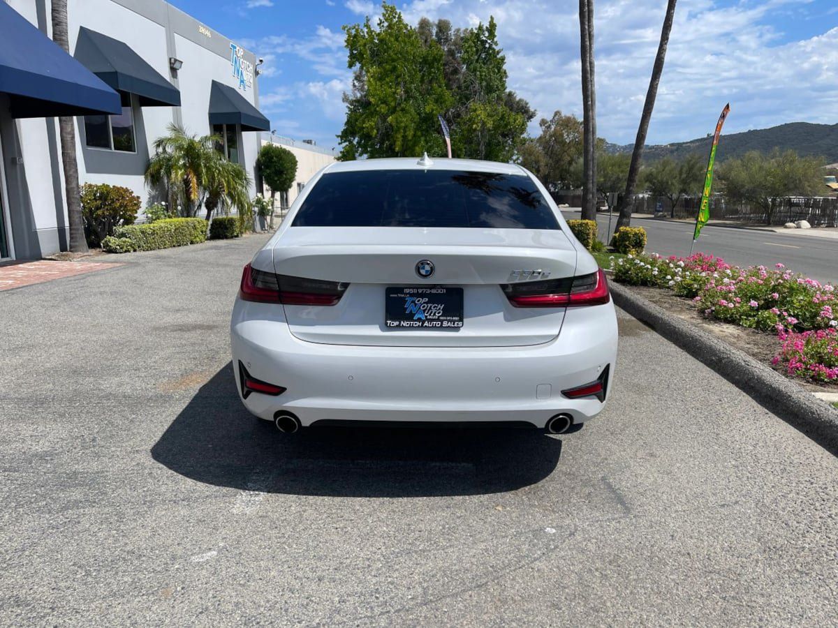 Used 2022 BMW 330e w/ Driving Assistance Package RWD image 6