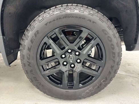 New 2026 Chevrolet Silverado 1500 RST w/ Dark Appearance Package image 38