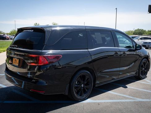 Used 2023 Honda Odyssey Sport image 8