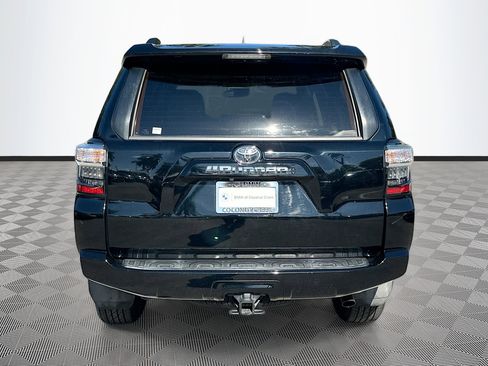 Used 2020 Toyota 4Runner SR5 image 6