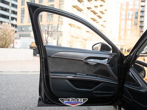 Used 2021 Audi A8 L 4.0T w/ Interior Protection Package image 43