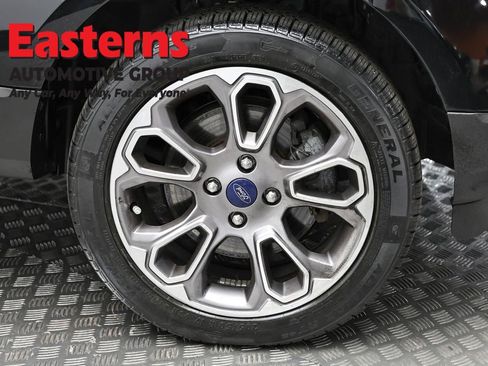 Used 2018 Ford EcoSport Titanium image 32