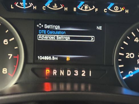 Used 2017 Ford F150 XLT w/ Trailer Tow Package image 34