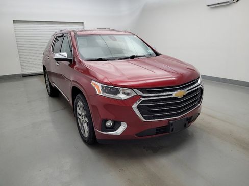 Used 2018 Chevrolet Traverse Premier w/ Driver Confidence II Package FWD image 13