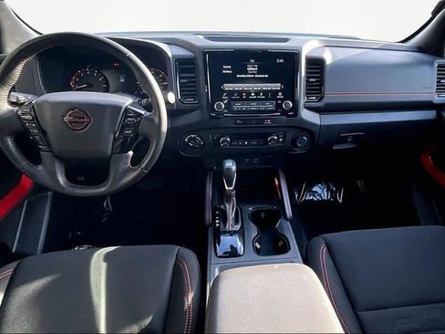 Used 2023 Nissan Frontier PRO-4X w/ Tow Package image 7
