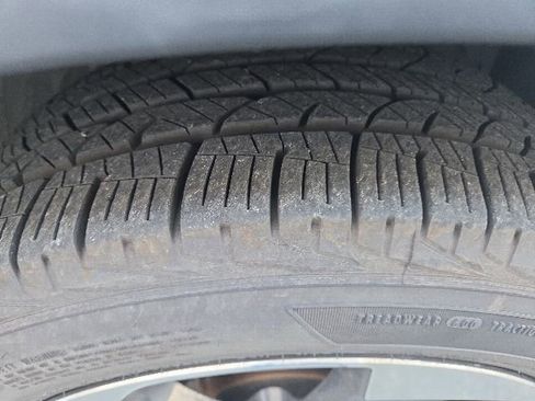 Used 2018 Honda HR-V EX-L image 10