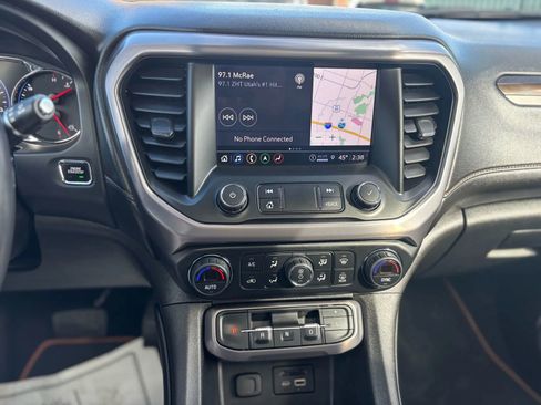Used 2022 GMC Acadia AT4 w/ Technology Package image 14