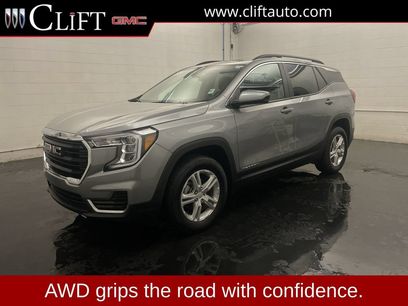 Used 2024 GMC Terrain SLE w/ Driver Convenience Package