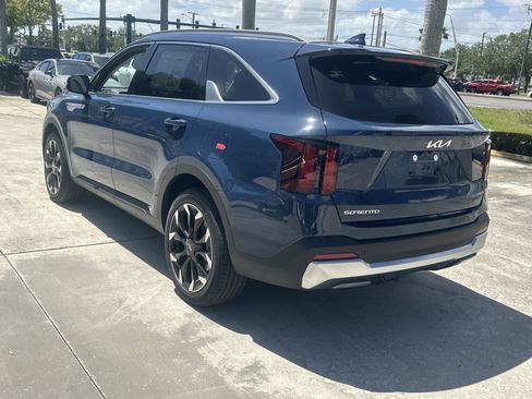 New 2026 Kia Sorento EX FWD image 8