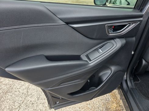 Used 2019 Subaru Forester Premium image 17