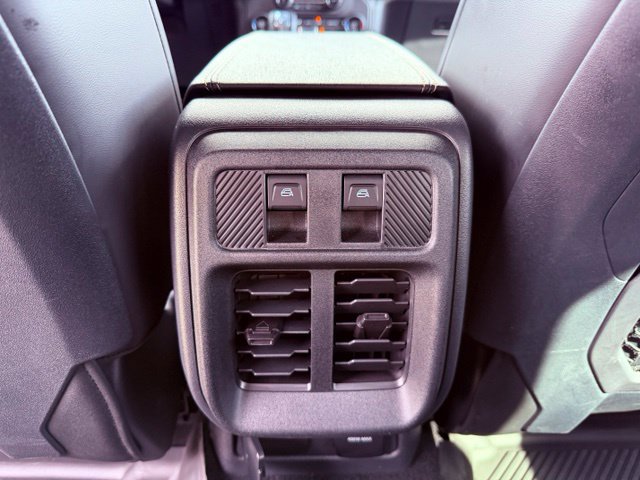 Used 2025 Ford Bronco Raptor AWD/4WD image 24