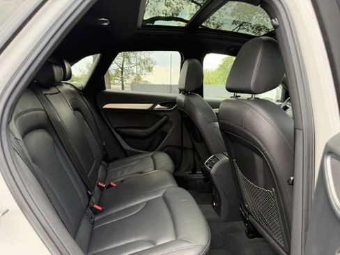 Used 2018 Audi Q3 2.0T Premium w/ Convenience Package AWD/4WD image 25