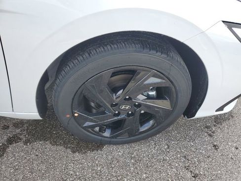 New 2026 Hyundai Elantra Sport FWD image 6