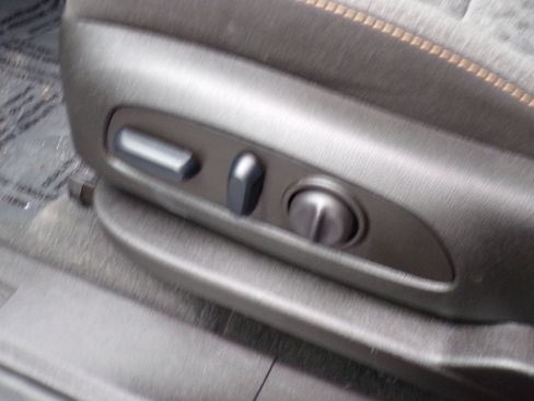 Used 2024 Chevrolet Equinox LT w/ LPO, Floor Liner Package image 13