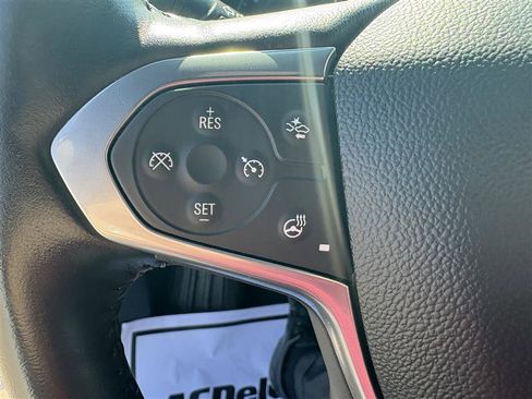 Used 2022 Chevrolet Traverse LT w/ Midnight/Sport Edition image 21