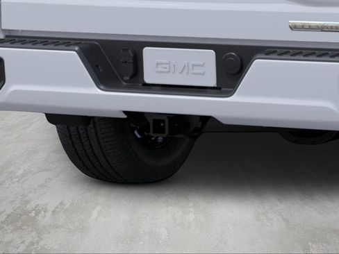 New 2026 GMC Sierra 1500 Elevation image 18