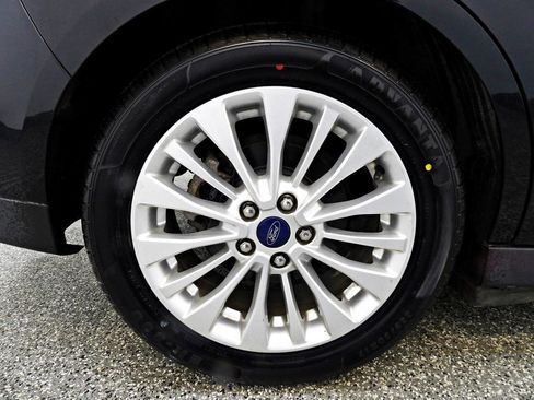 Used 2017 Ford C-MAX SE image 20