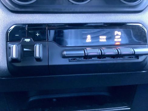 Used 2024 RAM 2500 Tradesman w/ Towing Technology Group image 33