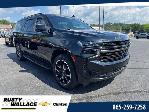 Used 2022 Chevrolet Suburban RST w/ Luxury Package AWD/4WD image 1