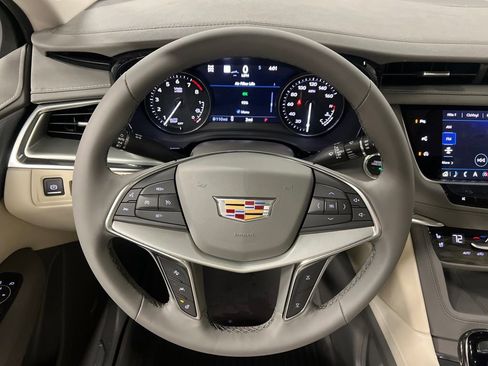 New 2026 Cadillac XT5 Premium Luxury image 18