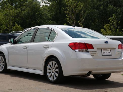 Used 2011 Subaru Legacy 2.5i Limited AWD/4WD image 14