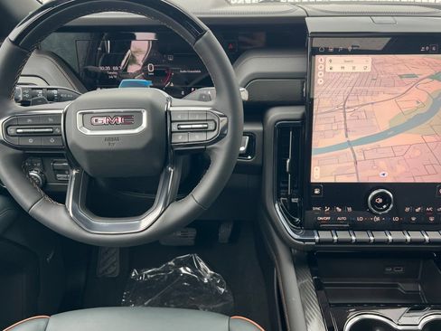 New 2026 GMC Yukon XL AT4 AWD/4WD image 10