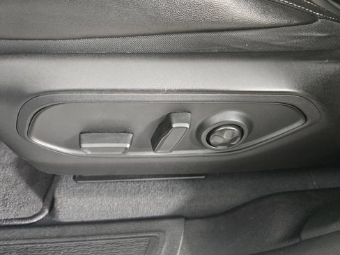 Used 2023 Jeep Grand Cherokee 4WD 4xe image 23