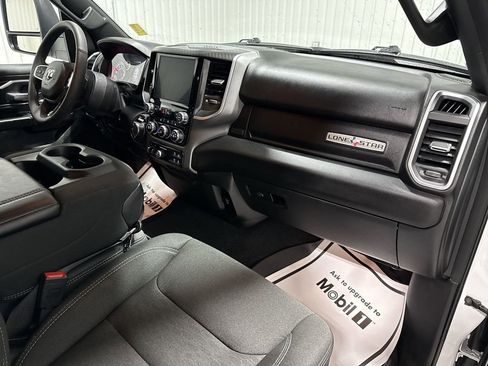 Used 2025 RAM 1500 Lone Star image 30