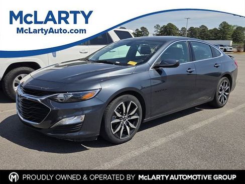 Used 2021 Chevrolet Malibu RS image 1