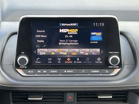 Certified 2025 Nissan Rogue SV image 19