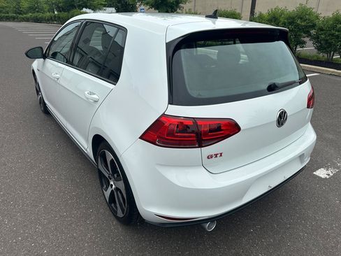 Used 2017 Volkswagen GTI Autobahn FWD image 8