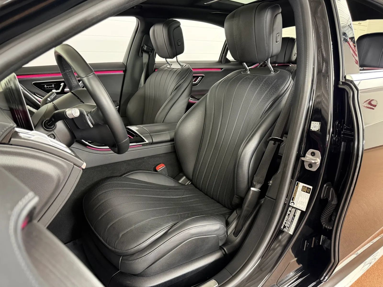 Used 2023 Mercedes-Benz S 500 4MATIC image 13