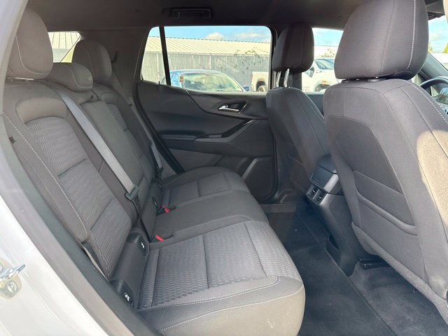 Used 2025 Chevrolet Equinox LT AWD/4WD image 12