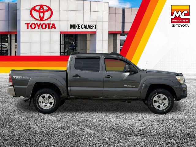 Used 2012 Toyota Tacoma 4x4 Double Cab w/ TRD Off-Road Pkg image 10