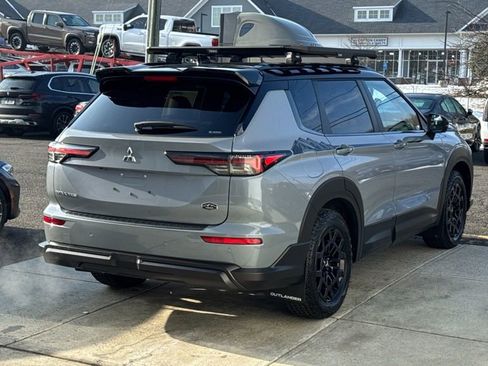 New 2026 Mitsubishi Outlander AWD image 6