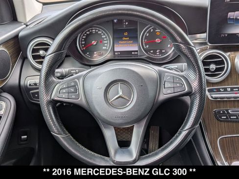 Used 2016 Mercedes-Benz GLC 300 image 22