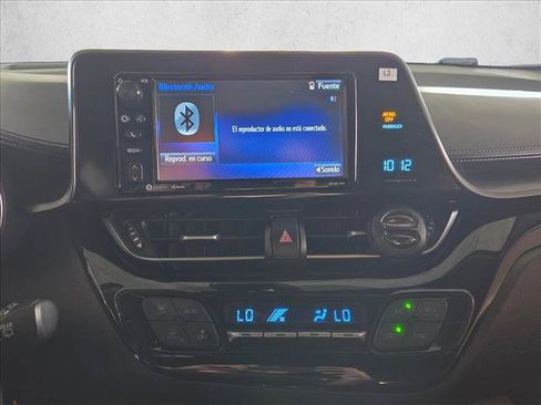Used 2018 Toyota C-HR XLE FWD image 12